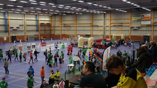 Drukte op het G-voetbaltoernooi Sportstad Heerenveen