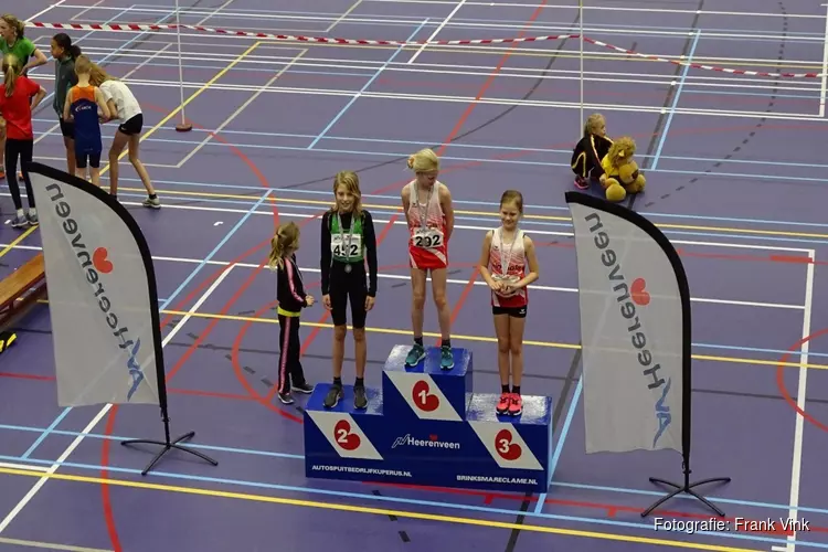 Veel deelnemers bij Indoor atletiek Sportstad Heerenveen