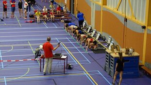 Veel deelnemers bij Indoor atletiek Sportstad Heerenveen