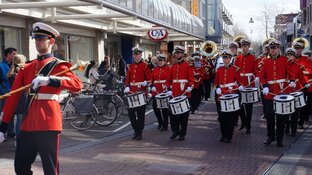 Streetparade en Taptoe Heerenveen trekt veel publiek!