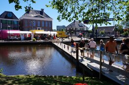 Ibiza markt en Heerenveen op stelten trekt veel publiek