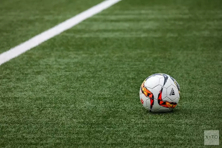 Vrouwen Heerenveen geven ruime voorsprong uit handen