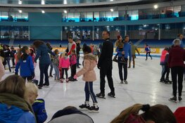 Open dag ijsstadion Thialf Heerenveen druk bezocht