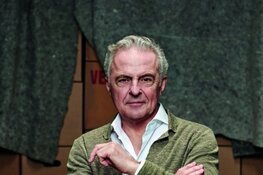 Huub Stapel probeert 'Het Huwelijk' uit