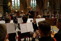 Kerstzangviering R.K kerk Heerenveen trekt veel publiek