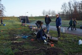 Luide knallen bij het carbidschieten in Haskerdijken