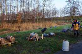 Luide knallen bij het carbidschieten in Haskerdijken