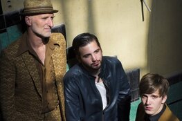 Een bijzondere voorstelling van vader en zonen